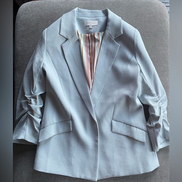 Skies Are Blue Soft Gray Blazer - Picture 3 of 4